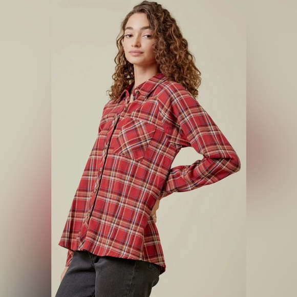 M42. NEW MYSTREE Red Plaid Raglan Button-Up Shirt Pocket Detail - Picture 3 of 8